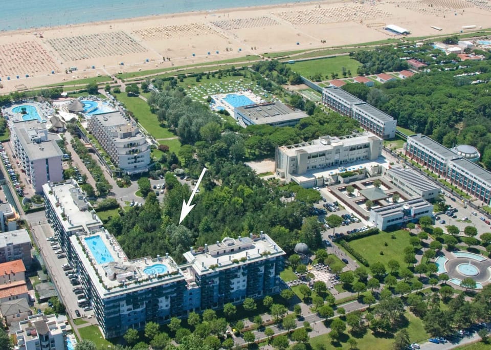 Property building, Bird's eye view, Summer