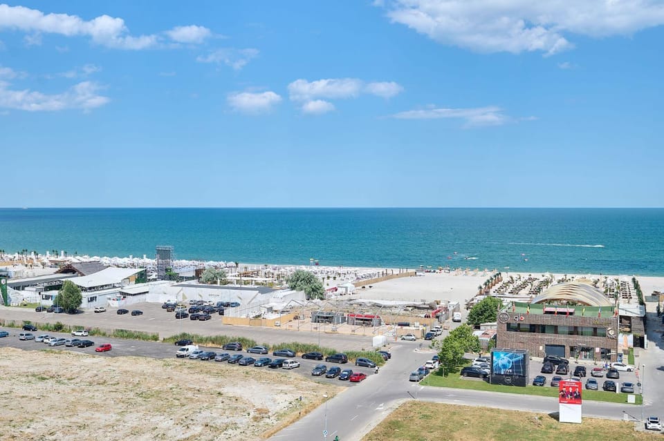 Ena Sunrise Summerland Apartment in Constanta