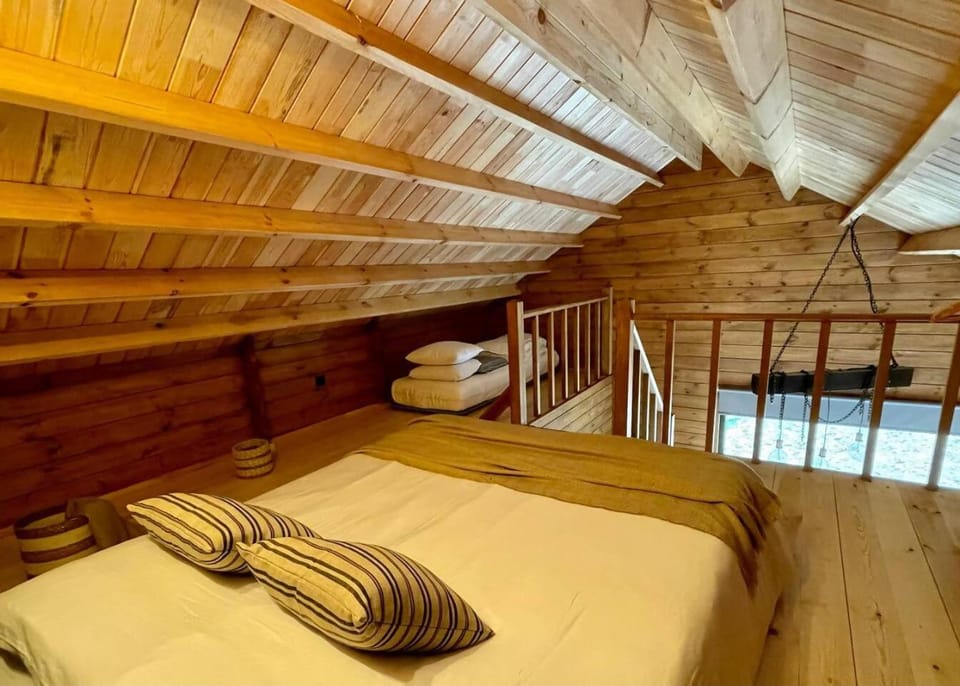 Mountain Eco Shelter 7 Luxury tent in Madeira District