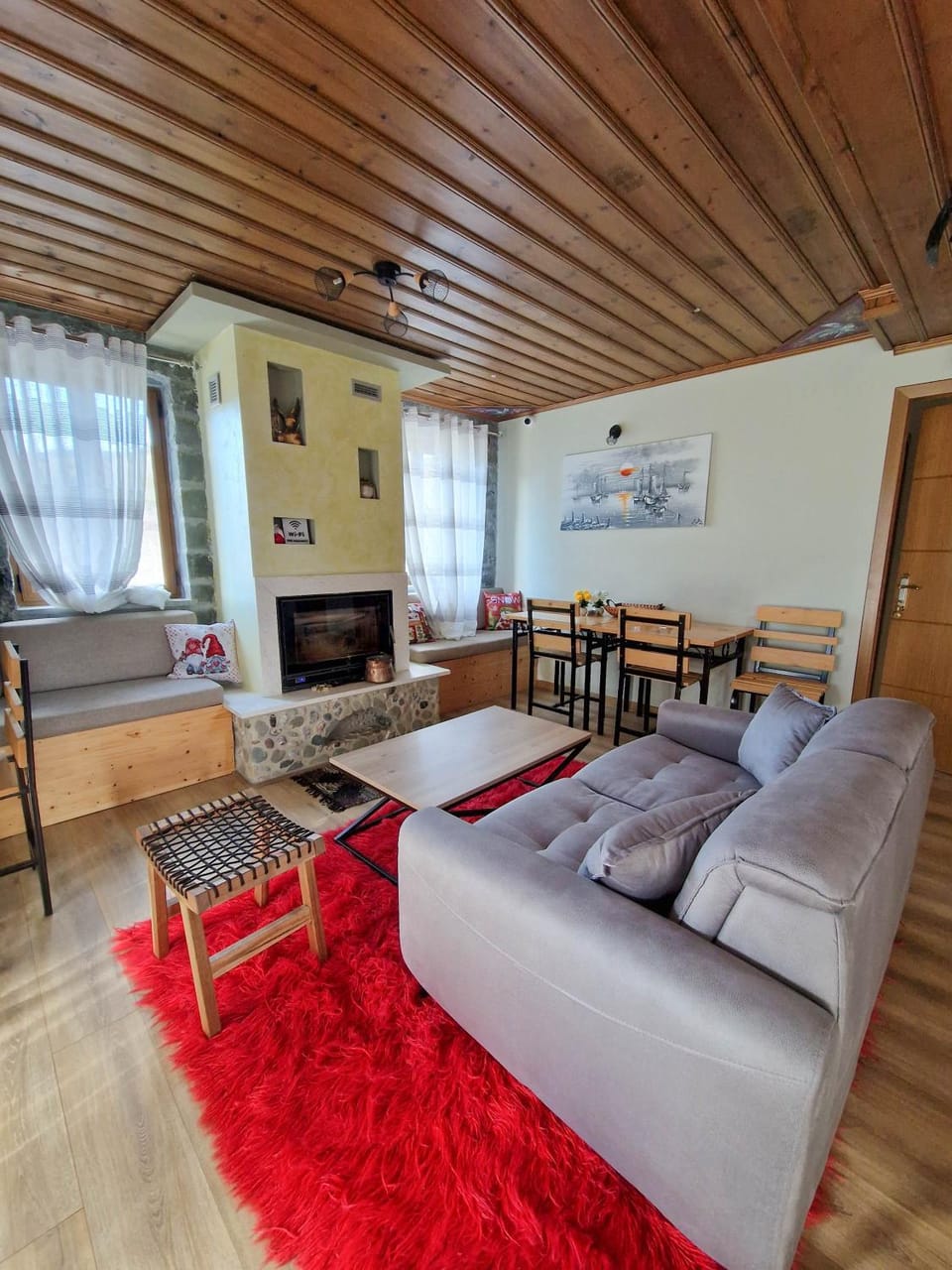 Living room, Seating area