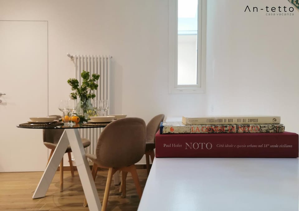 Living room, Seating area, Dining area, Bedroom