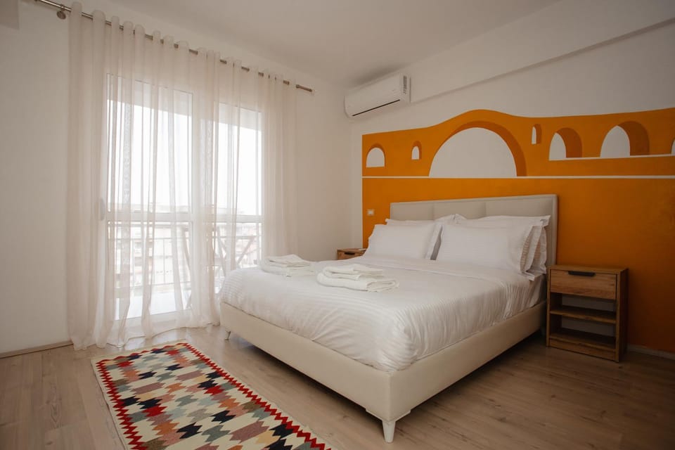 Bed, Photo of the whole room, Bedroom, air conditioner