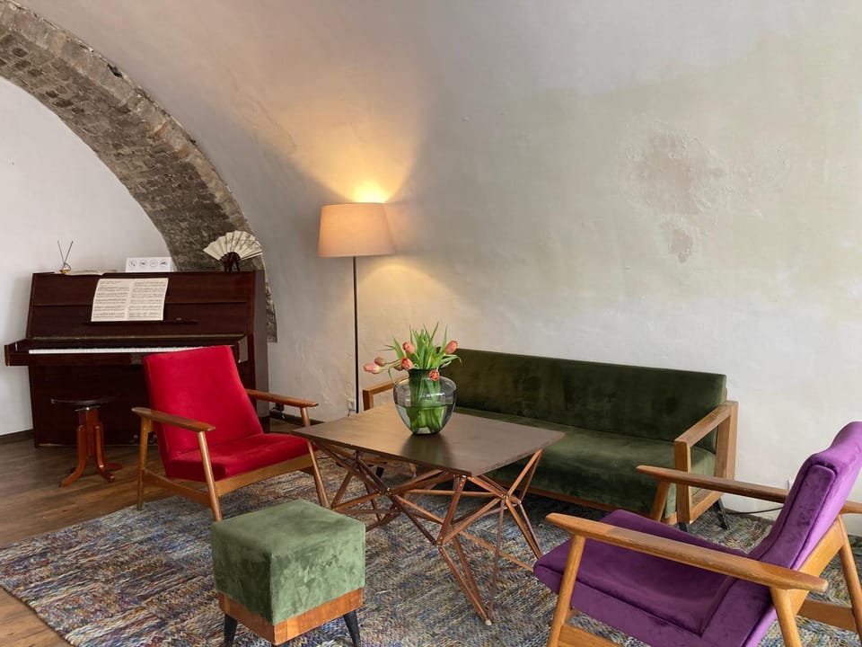 Lobby or reception, Internal: Not applicable to any particular room