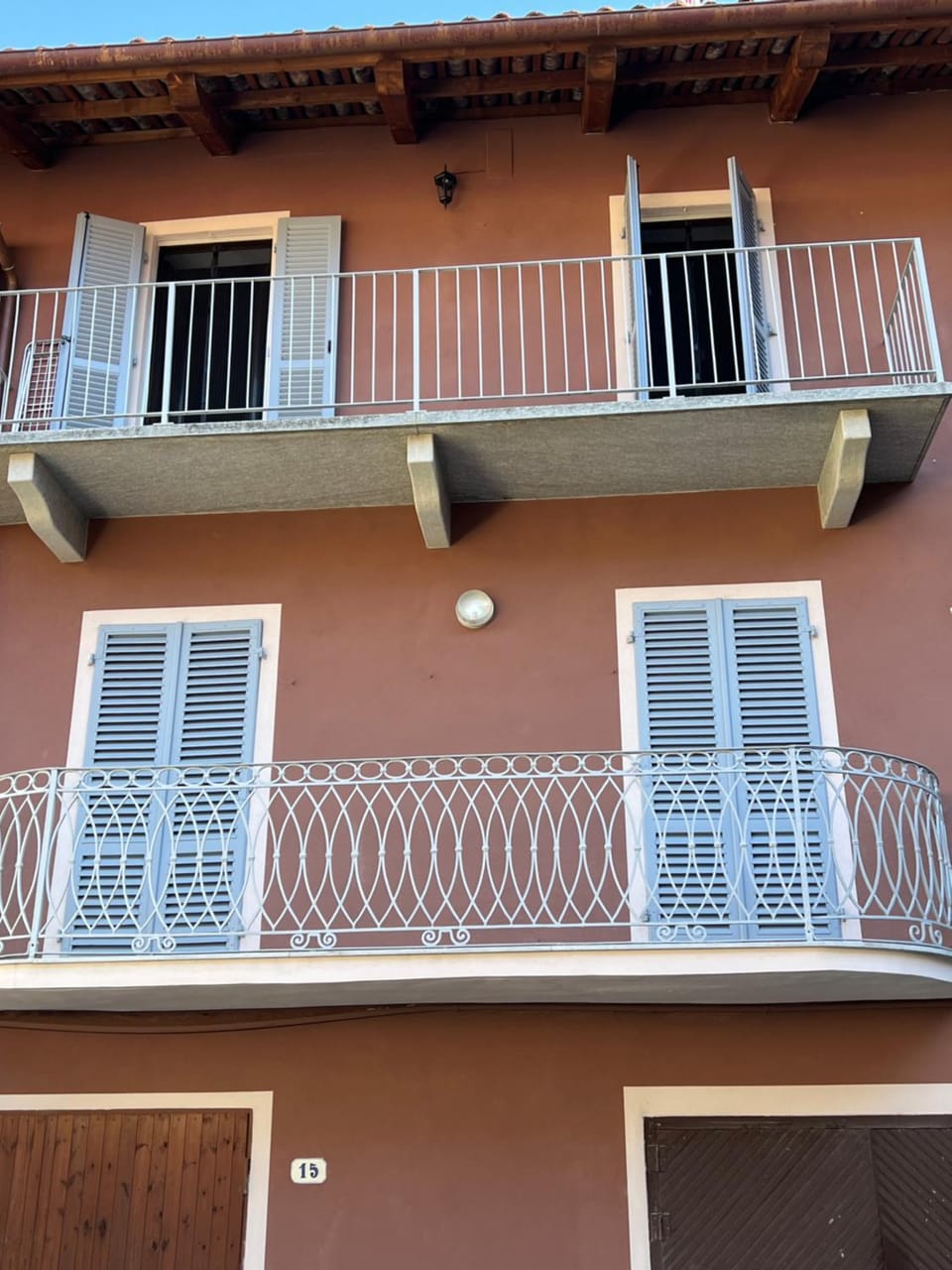 Property building, Balcony/Terrace
