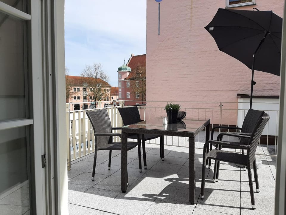 Balcony/Terrace, Balcony/Terrace