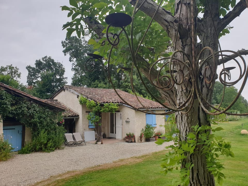 En Françaison Gîte en Lomagne Gersoise House in Occitanie