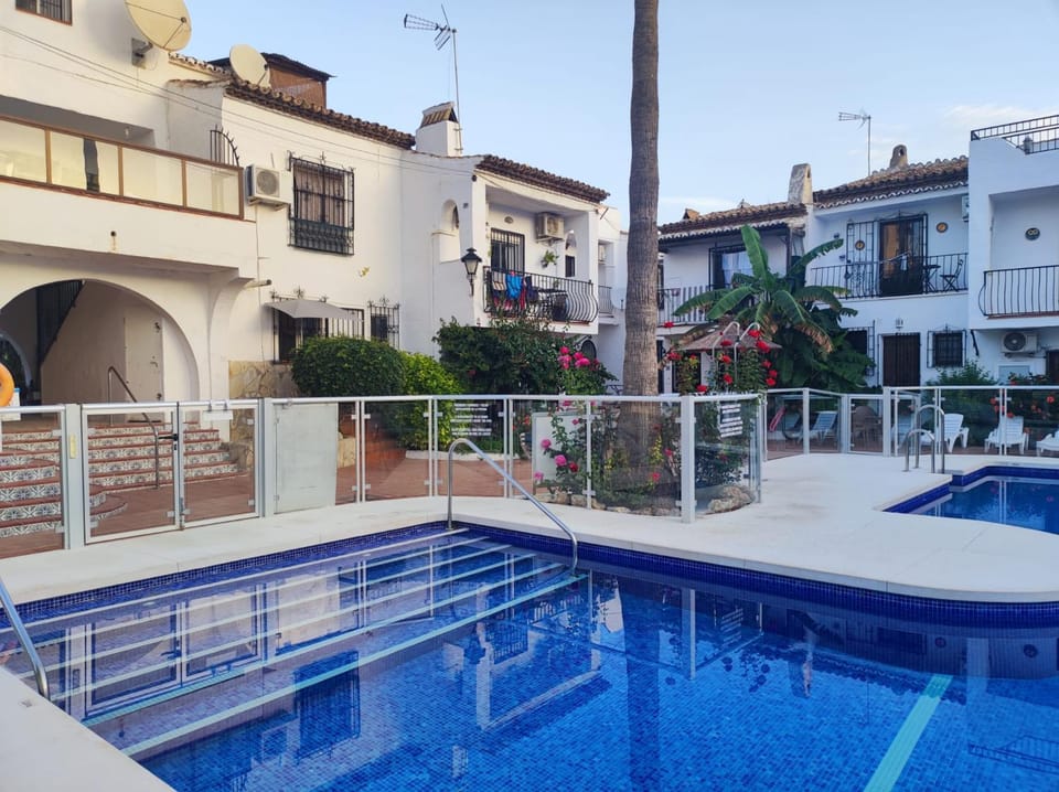 NUEVA NERJA 18 MENYBER House in Nerja