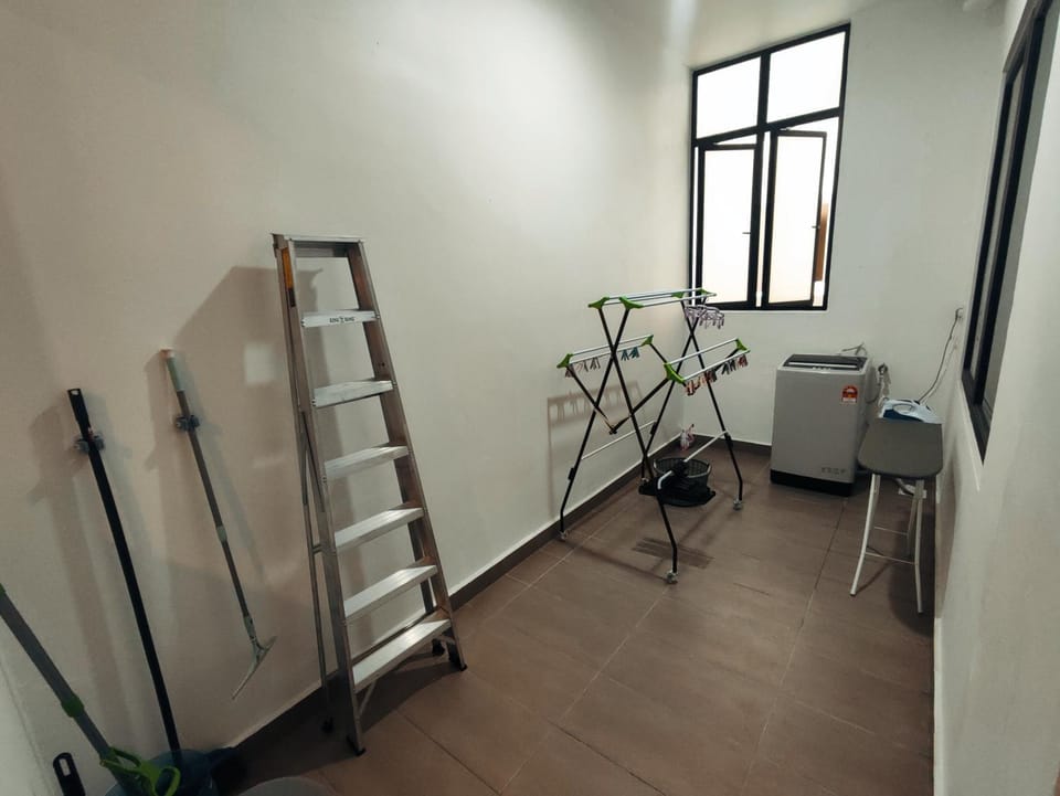 furniture, laundry