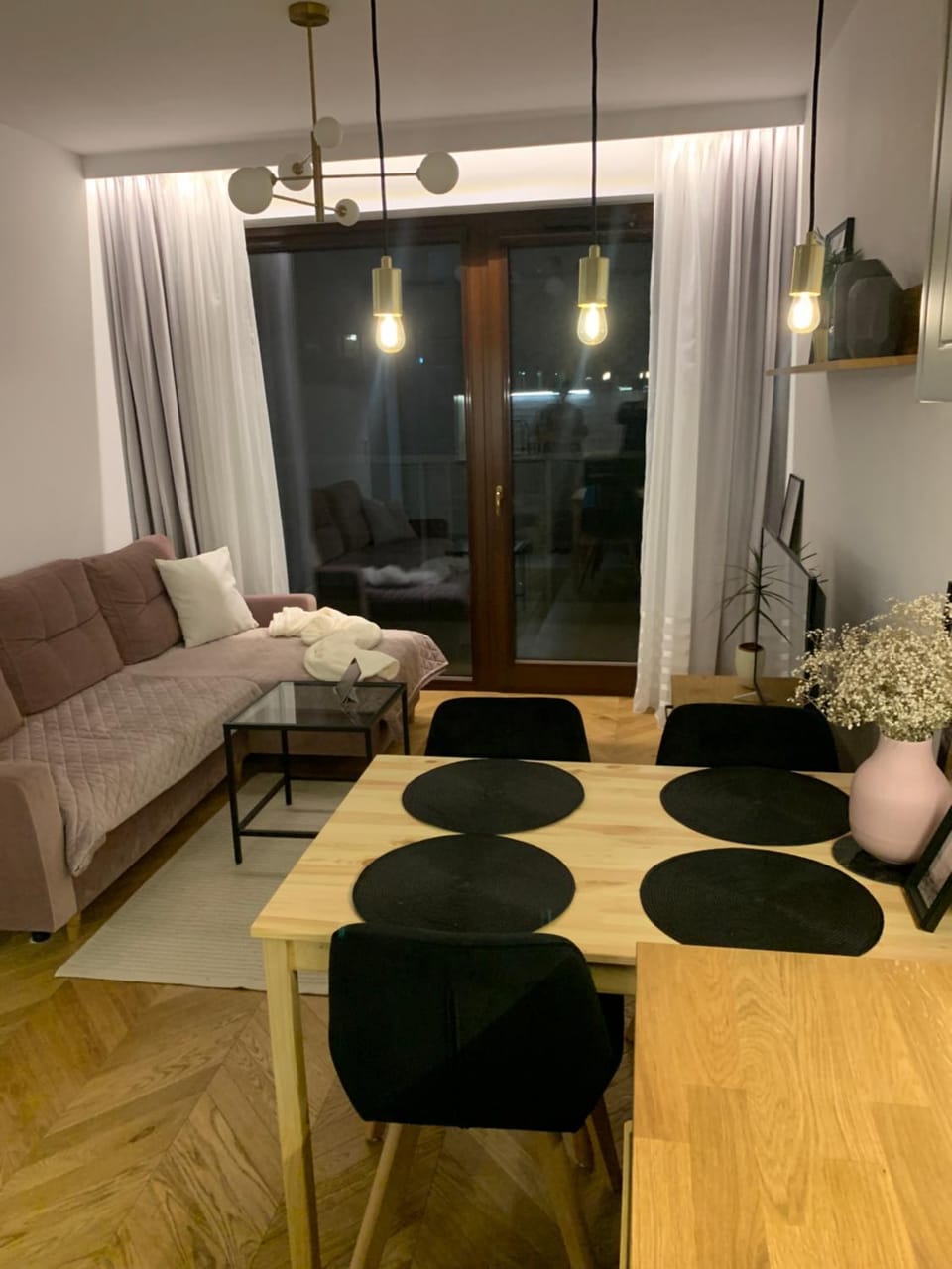 Forest Apart I Apartment in Warsaw