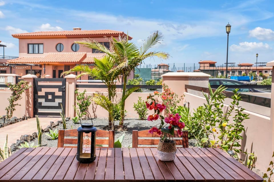 Villa Fénix - Oasis in Natural Reserve Villa in Maxorata