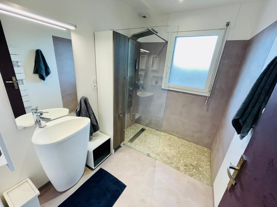 Maison T2 de 70 m2 avec jardin et véranda House in Occitanie