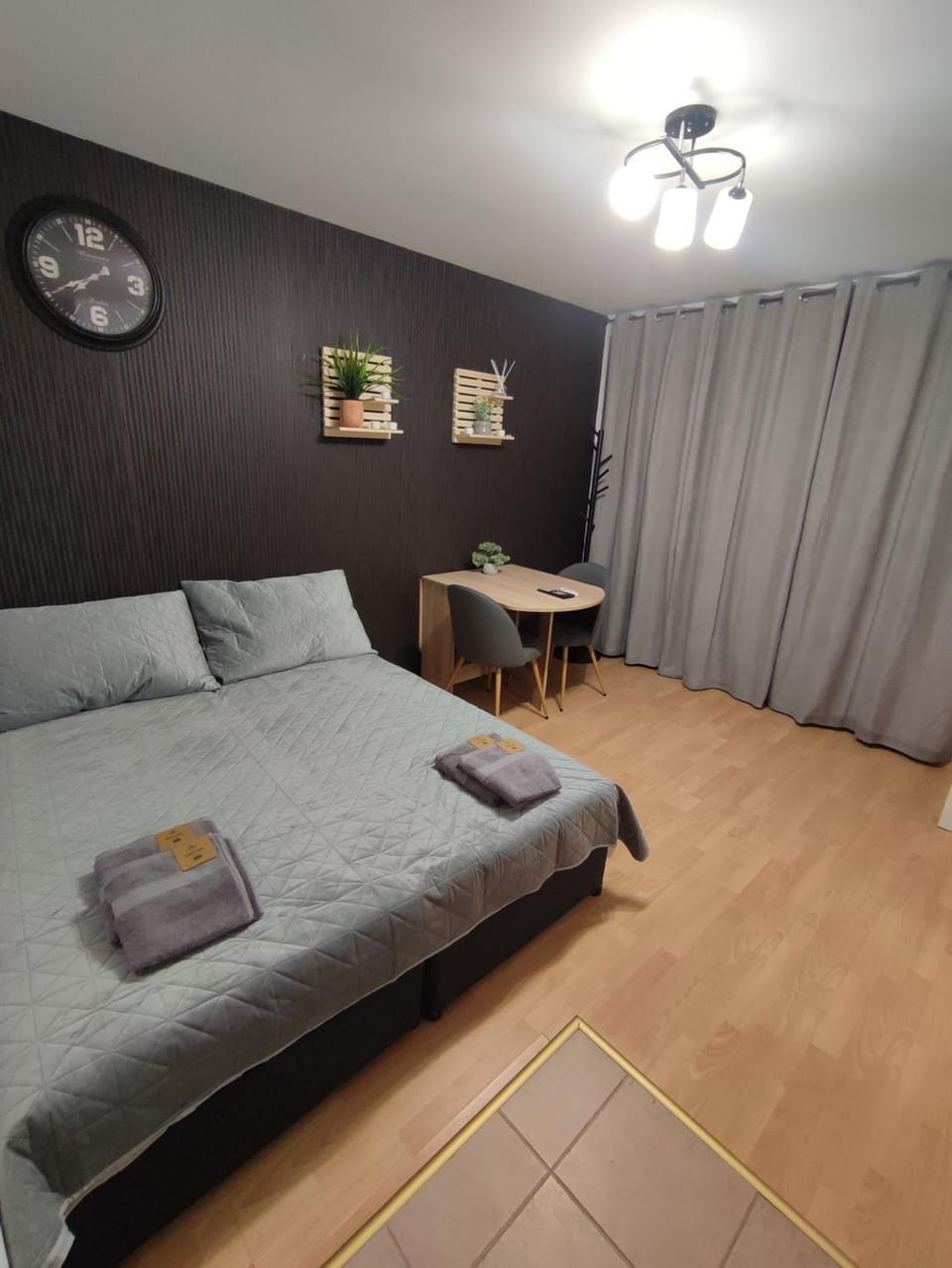 Living room, Photo of the whole room
