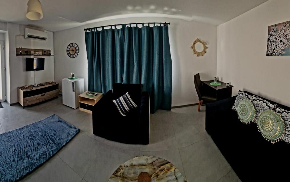 MBI Smart Central Apartment hotel in Craiova