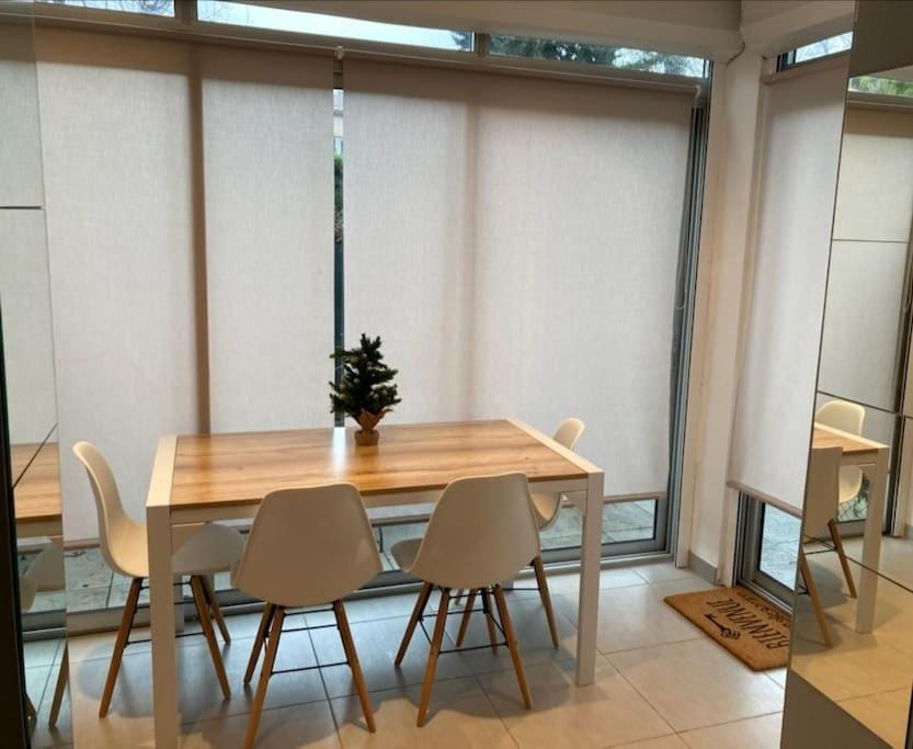 Joli appartement climatisé proche plage et port Apartment in Sanary-sur-Mer