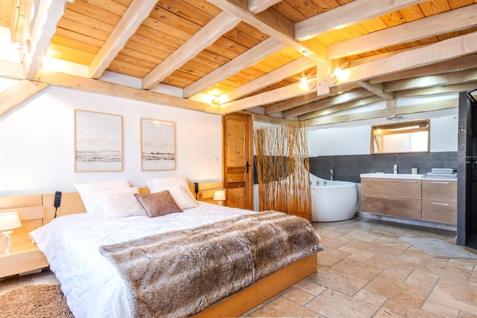 Chalet le Vertical - Chalet5*, sauna, jacuzzi, billard, balnéo, massage, pistes à 150 m House in Les Deux Alpes