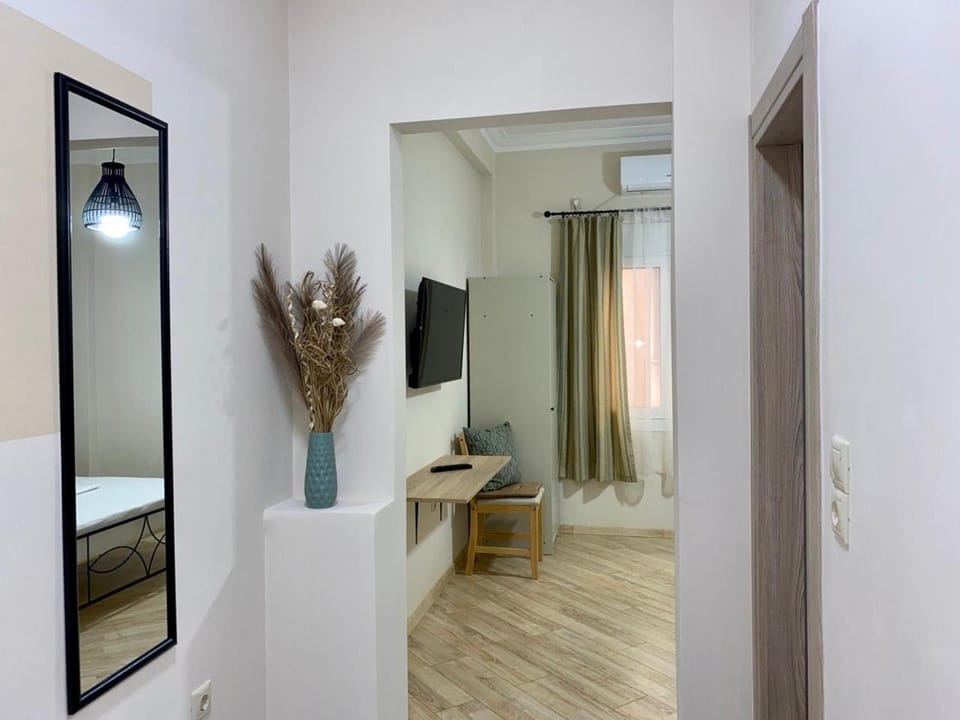 TV and multimedia, wardrobe
