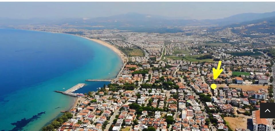 Nearby landmark, Day, Natural landscape, Bird's eye view, Beach, City view
