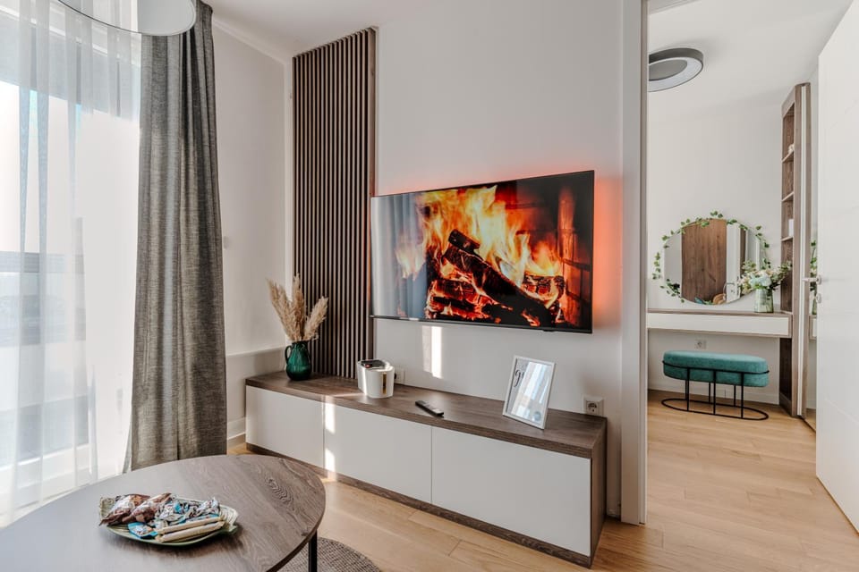 TV and multimedia, Bedroom