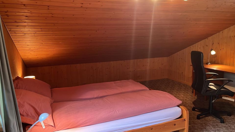Bed, Bedroom