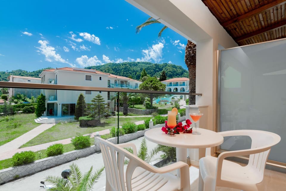 View (from property/room), Balcony/Terrace