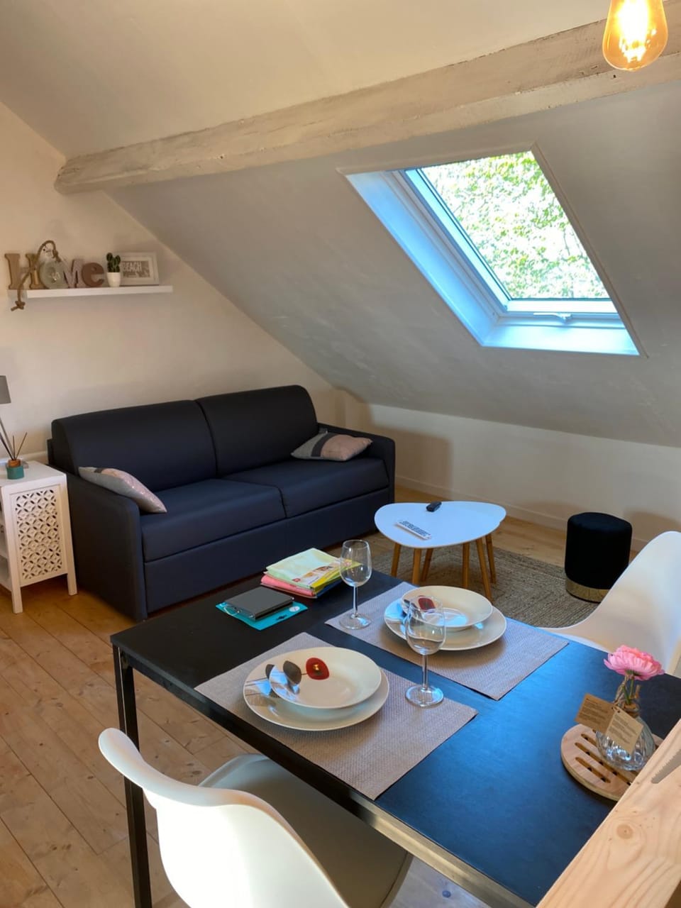 Living room, Dining area