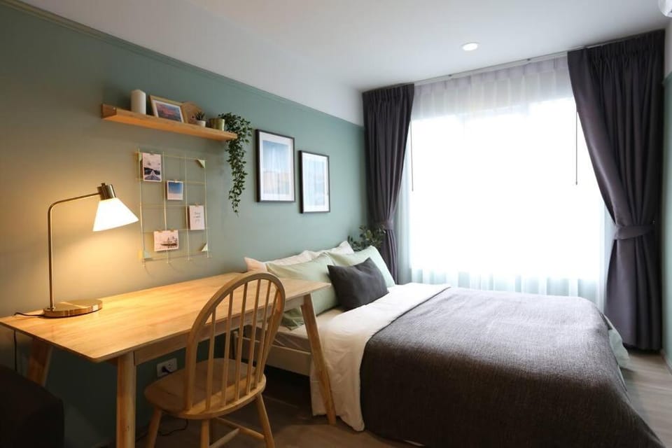 WoodGreen Room near Chatuchak Weekend Market Apartment in Bangkok