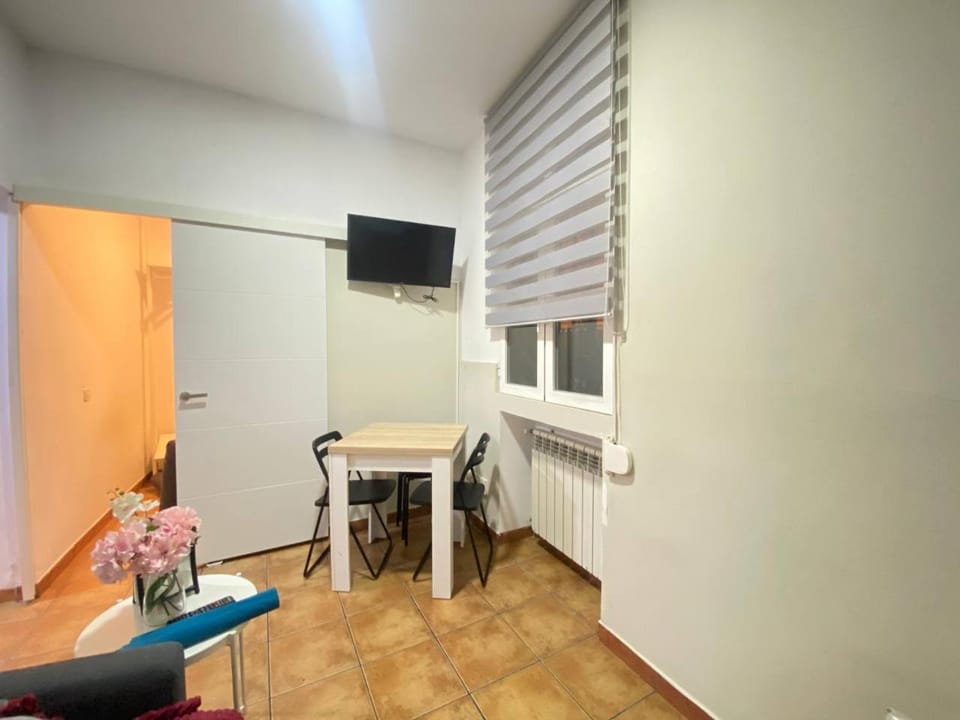TV and multimedia, Dining area