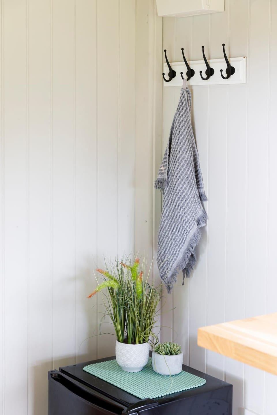 The Witterings Shepherds’ Hut House in West Wittering