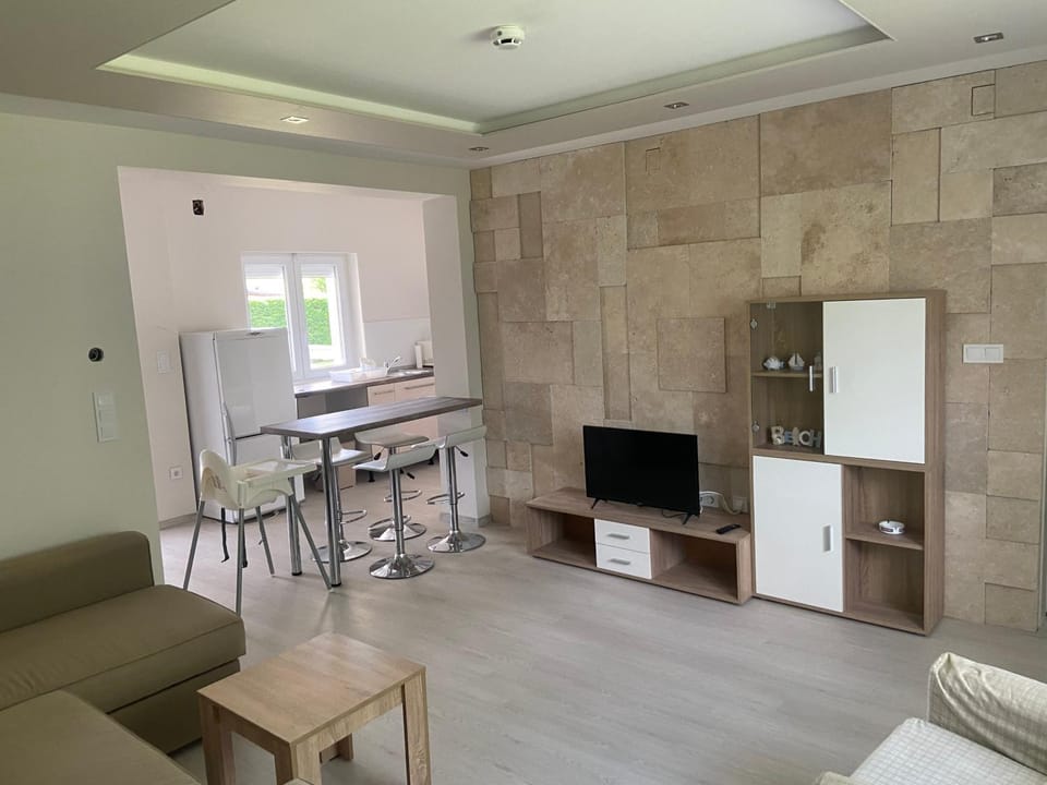 Széplak Apartment in Hungary