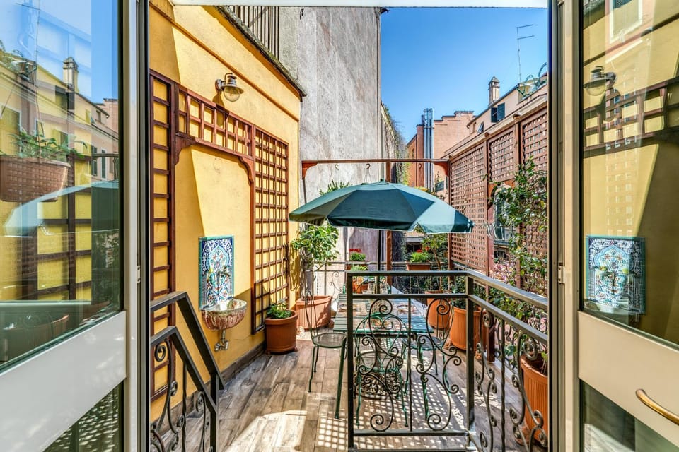 Patio, Balcony/Terrace