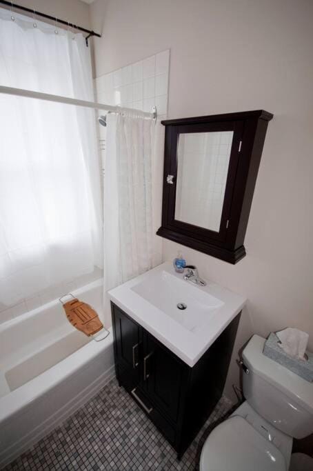 Heritage Row House in Downtown Halifax Apartment in Dartmouth