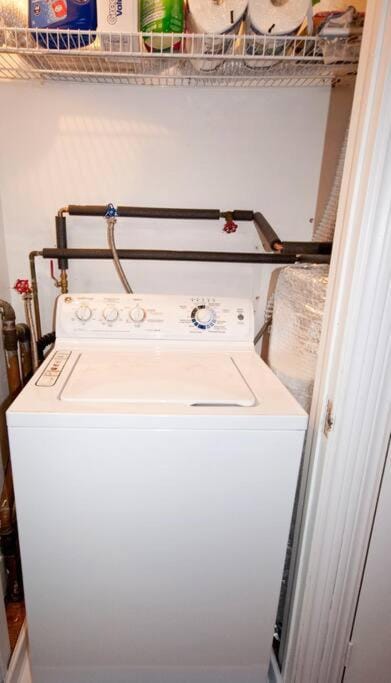 Heritage Row House in Downtown Halifax Apartment in Dartmouth