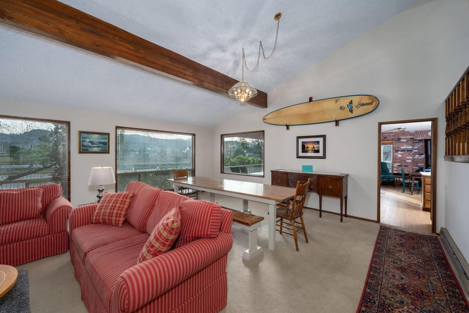 Surfrider Seaside House in Seaside