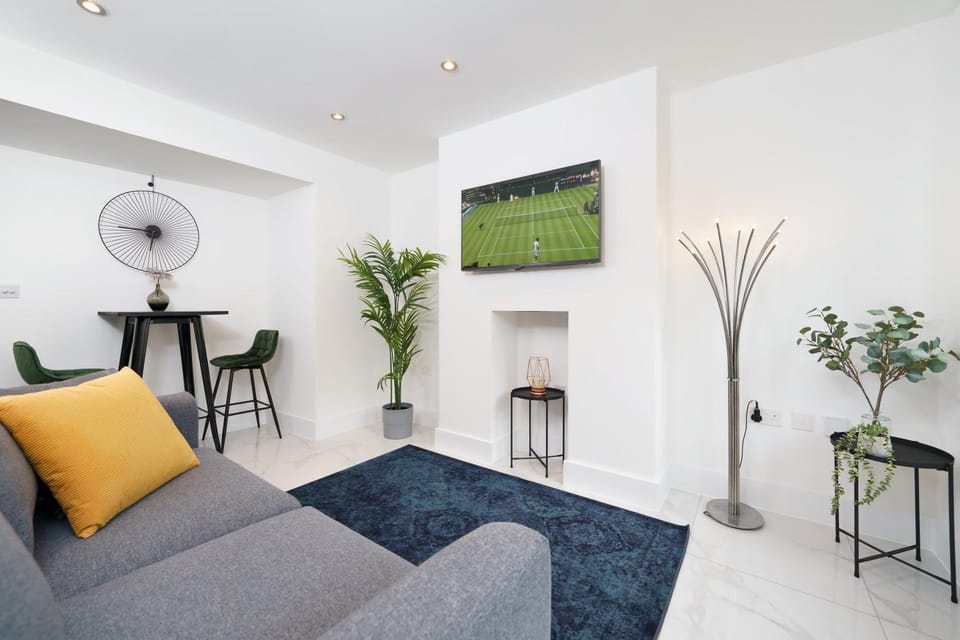 TV and multimedia, Living room, Seating area