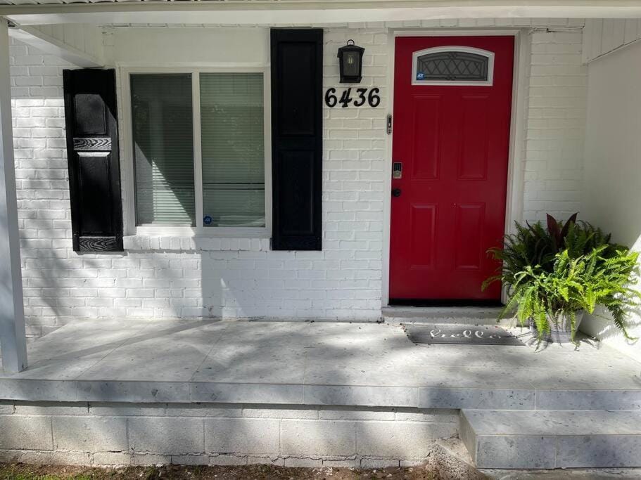 Four Bedroom Home Near Hartsfield Jackson Airport House in Riverdale