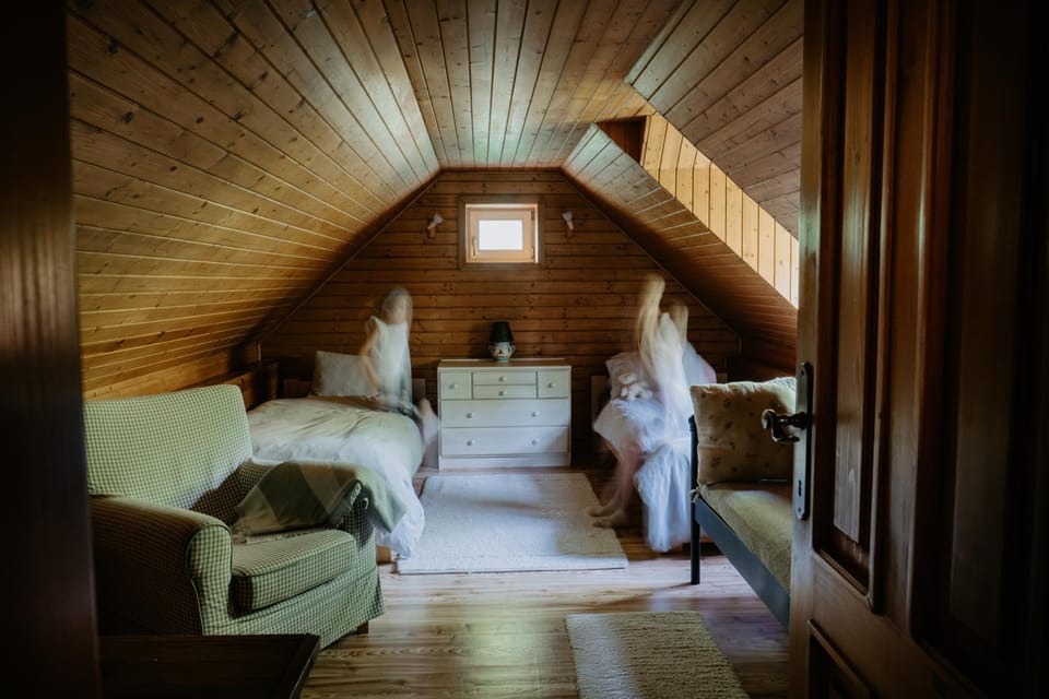 Bed, Living room, Photo of the whole room, Seating area, Kids's club, Kids's club, Bedroom, children, children, cot