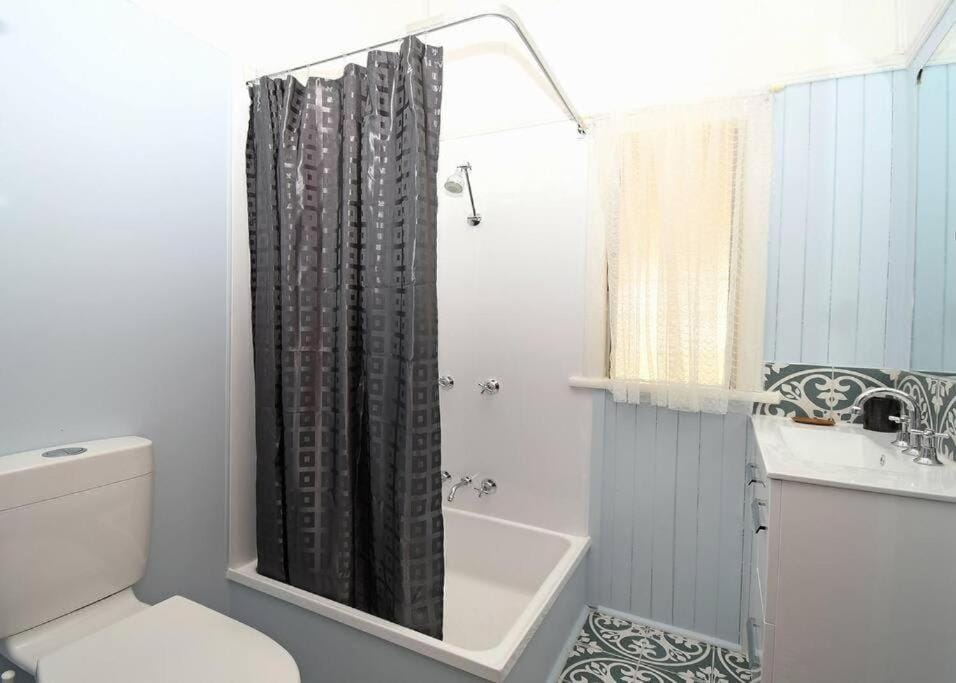 Family Tides House in Hervey Bay