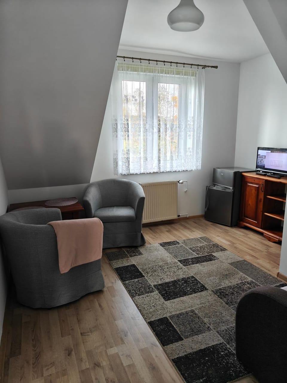 TV and multimedia, Seating area