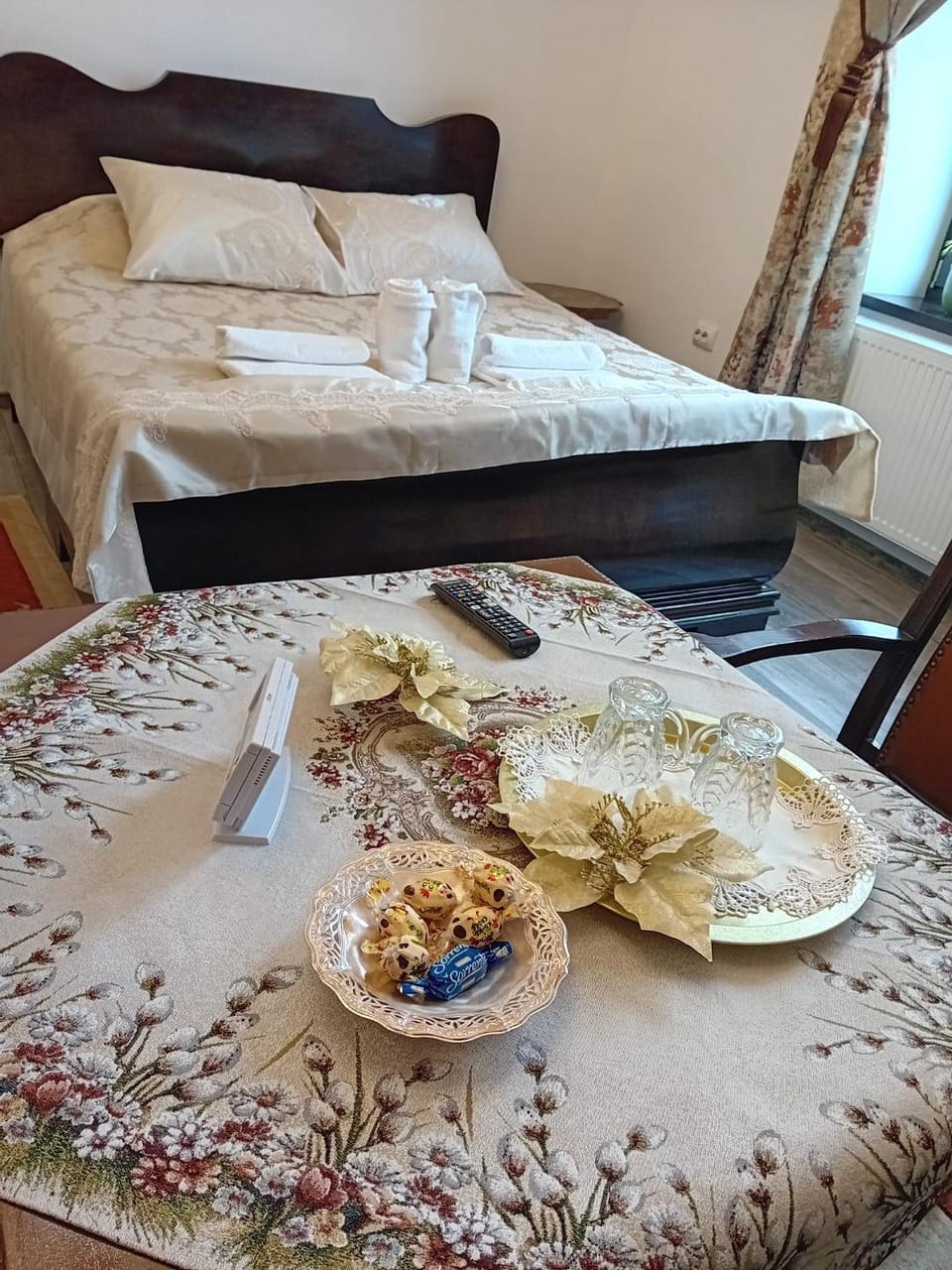Casa Continentelor Bed and Breakfast in Romania