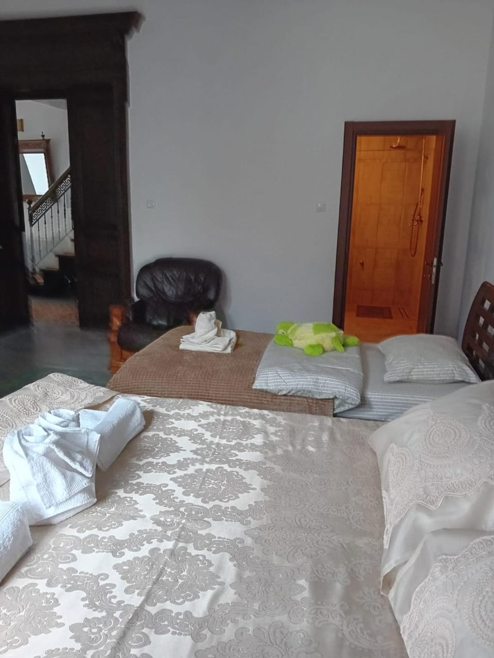 Casa Continentelor Bed and Breakfast in Romania