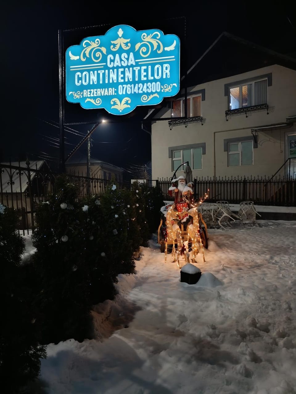 Casa Continentelor Bed and Breakfast in Romania