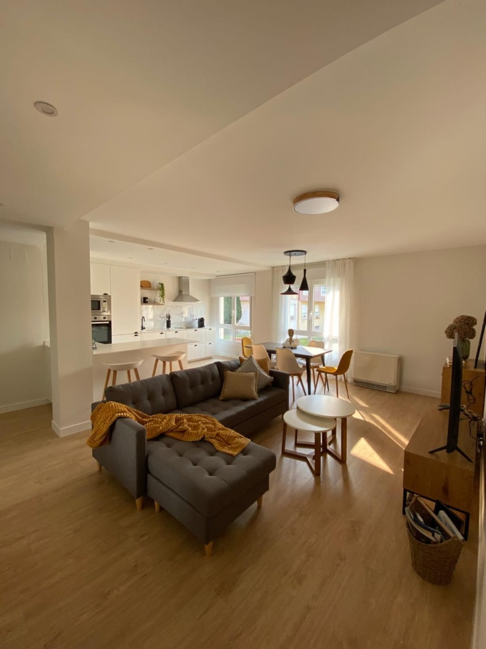 TV and multimedia, Living room