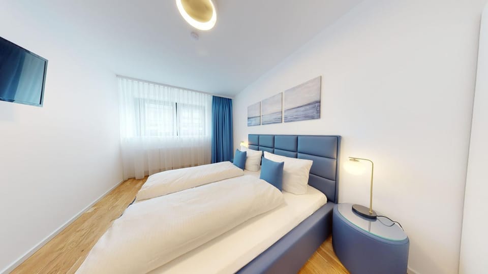 Bed, TV and multimedia, Photo of the whole room, Bedroom, furniture, furniture