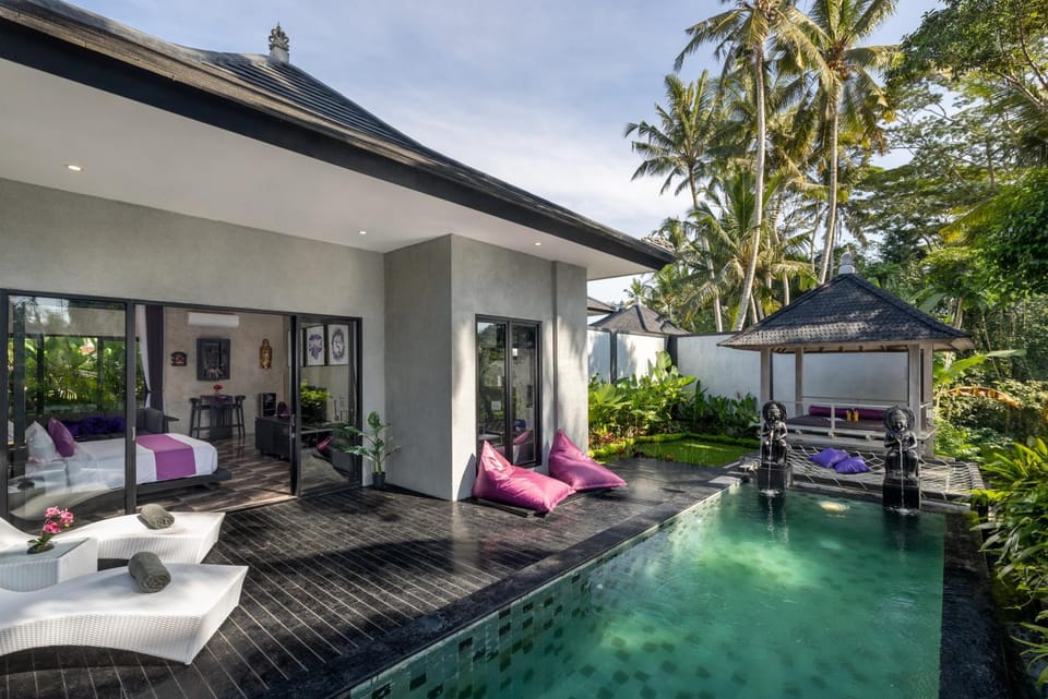 Patio, Garden, Living room, Garden view, Swimming pool