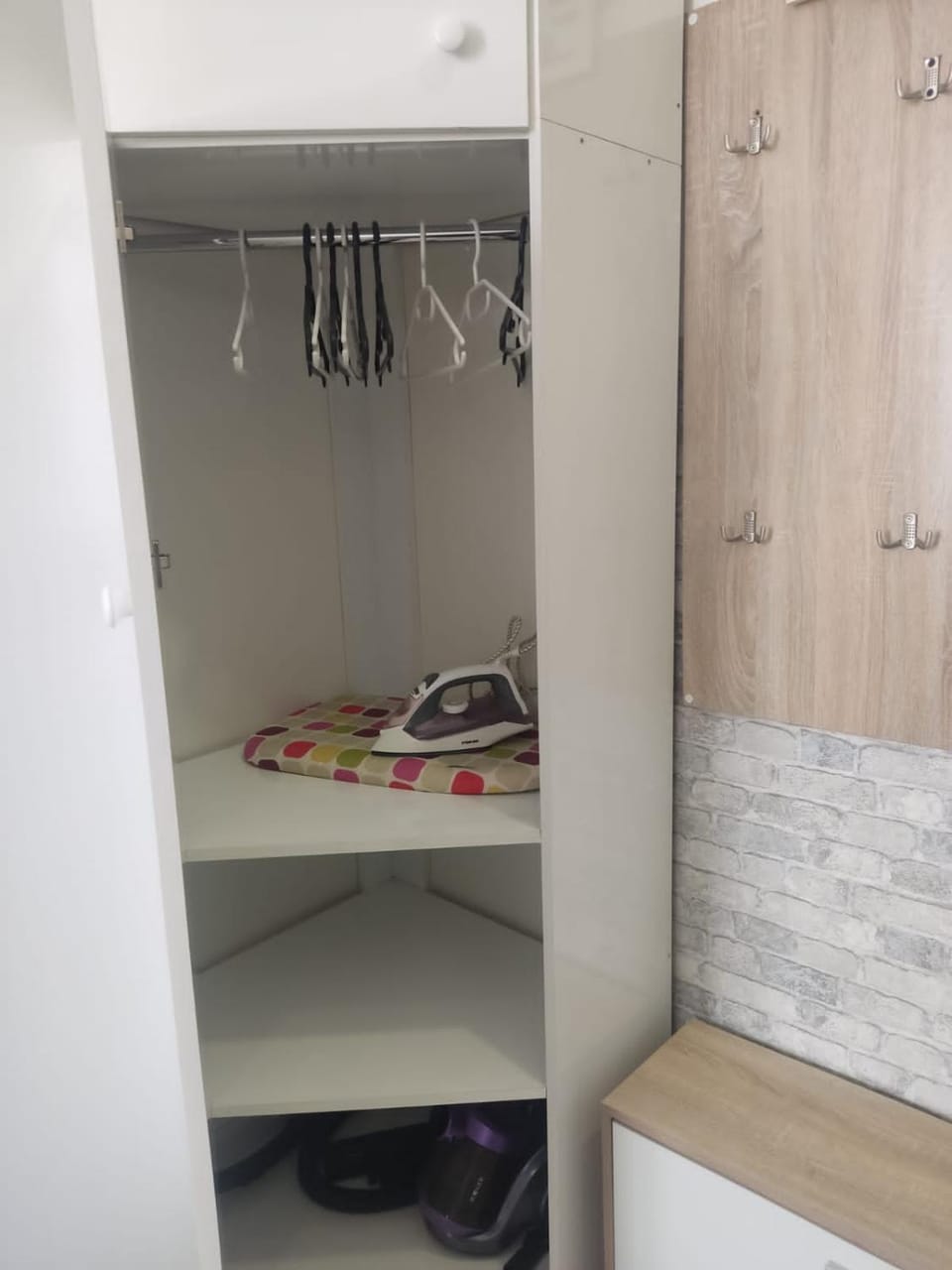 wardrobe