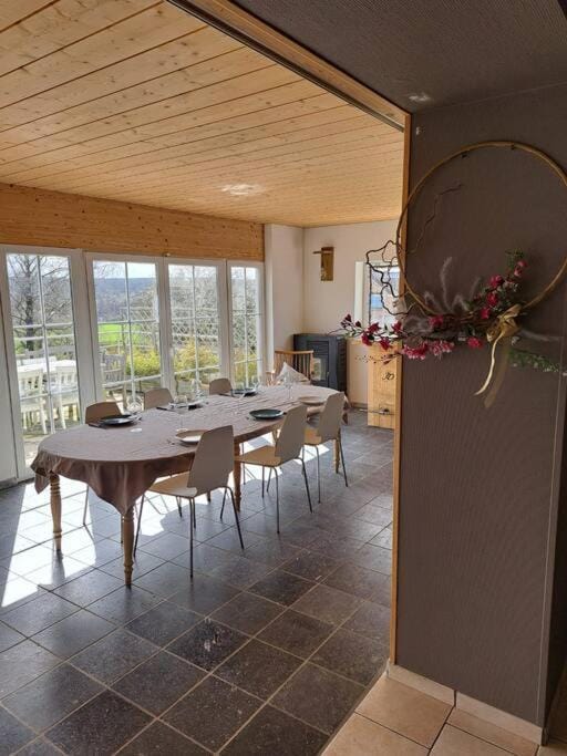 Le Floyon (avec piscine) House in Belgium