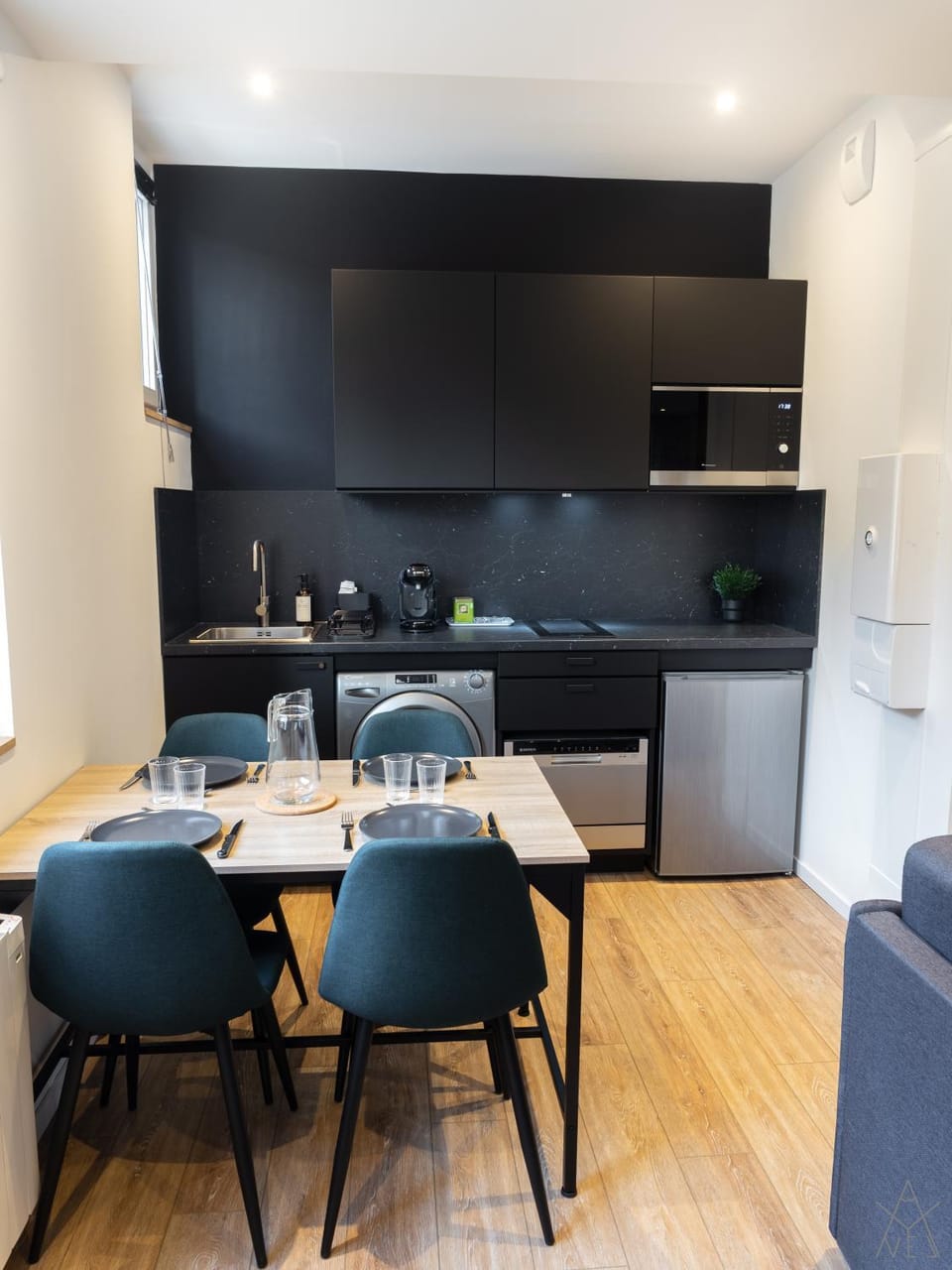 Coffee/tea facilities, Dining area, dishwasher, minibar, pet friendly, stove, washing machine, kitchen