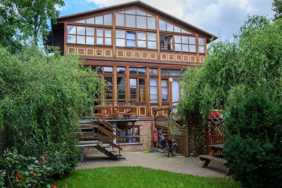 Garden, Garden view