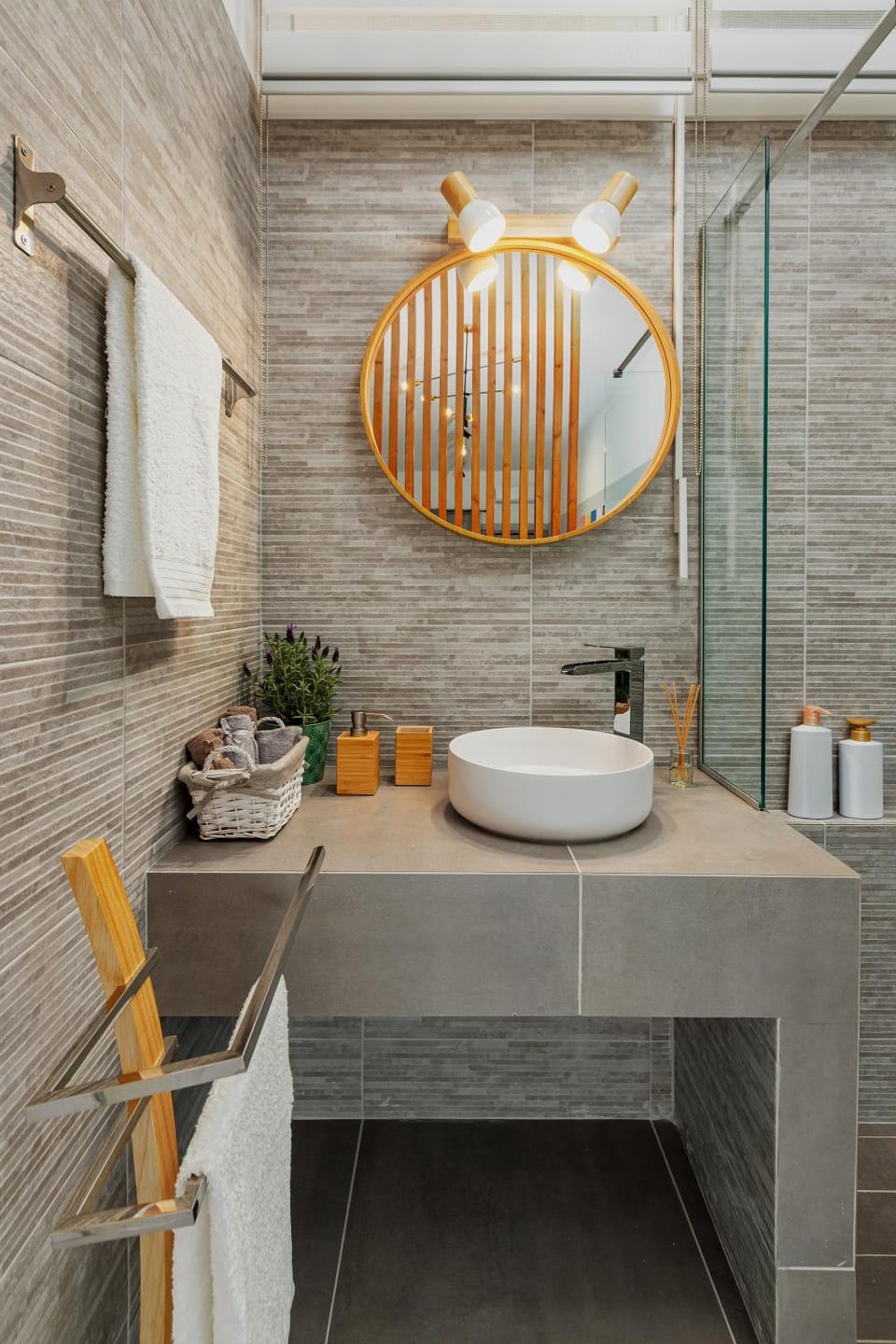 Theo's Cozy Apartment's near Athens airport Apartment in East Attica Regional Unit, Greece