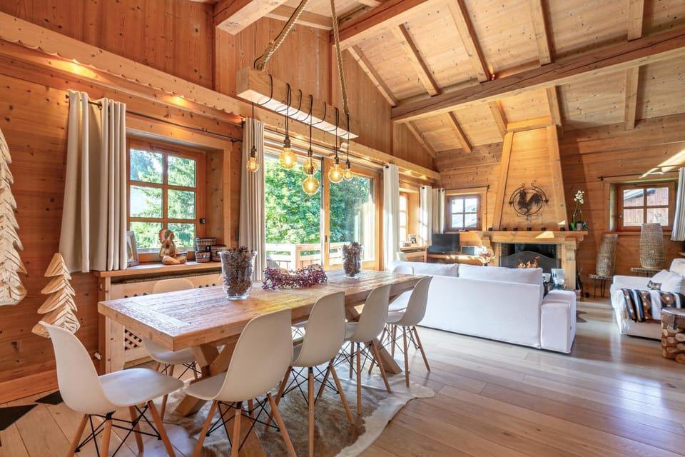 Chalet White Moon Chalet in Combloux